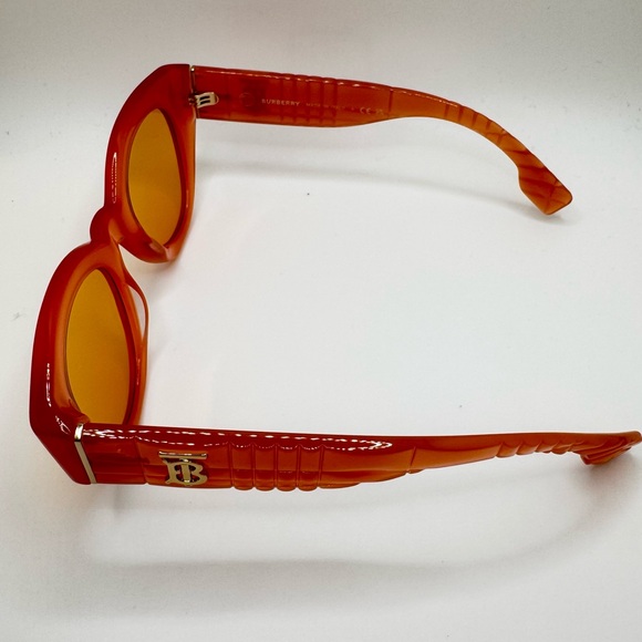 Burberry - translucent Orange frame Sunglasses B4390 - NWT - 47-25-140 - Picture 8 of 16